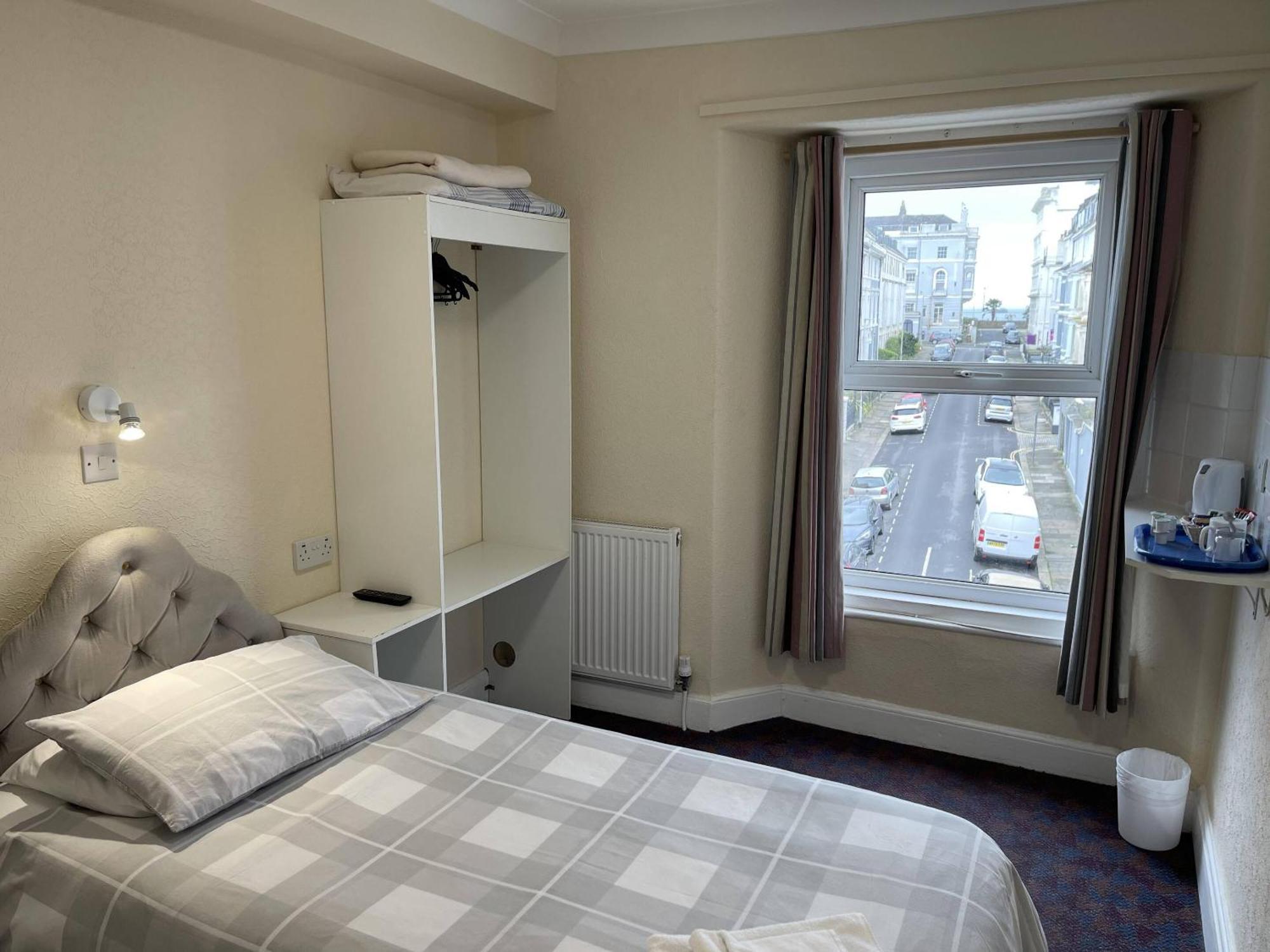 Lamplighter Guesthouse بلايموث الغرفة الصورة