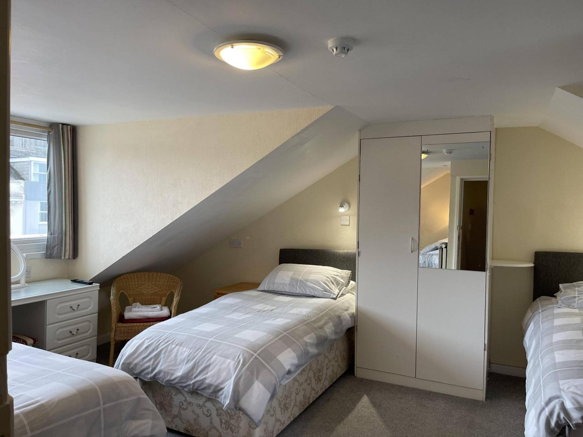 Lamplighter Guesthouse بلايموث الغرفة الصورة